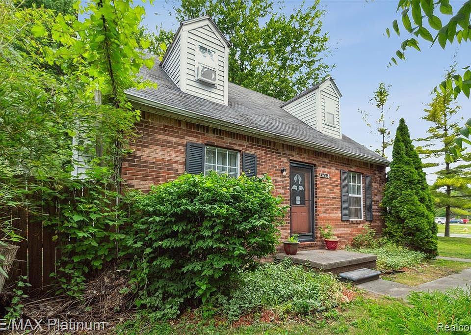 1st image of 47495 Sugarbush Rd