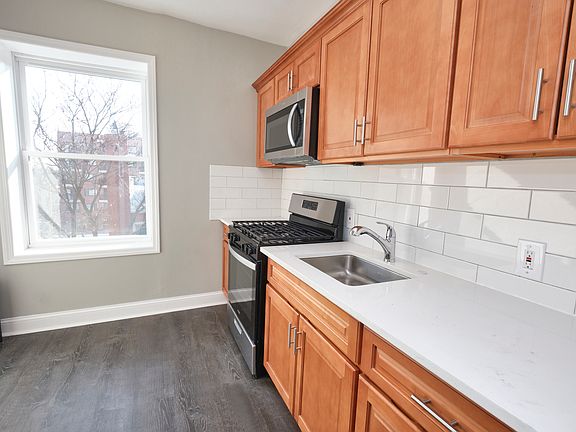 3rd image of 91-17 172nd St #4D