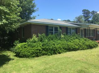 136 Clifton St, Greenwood, SC 29649