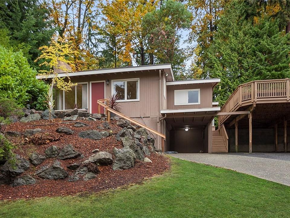1st image of 4204 Lake Washington Blvd NE