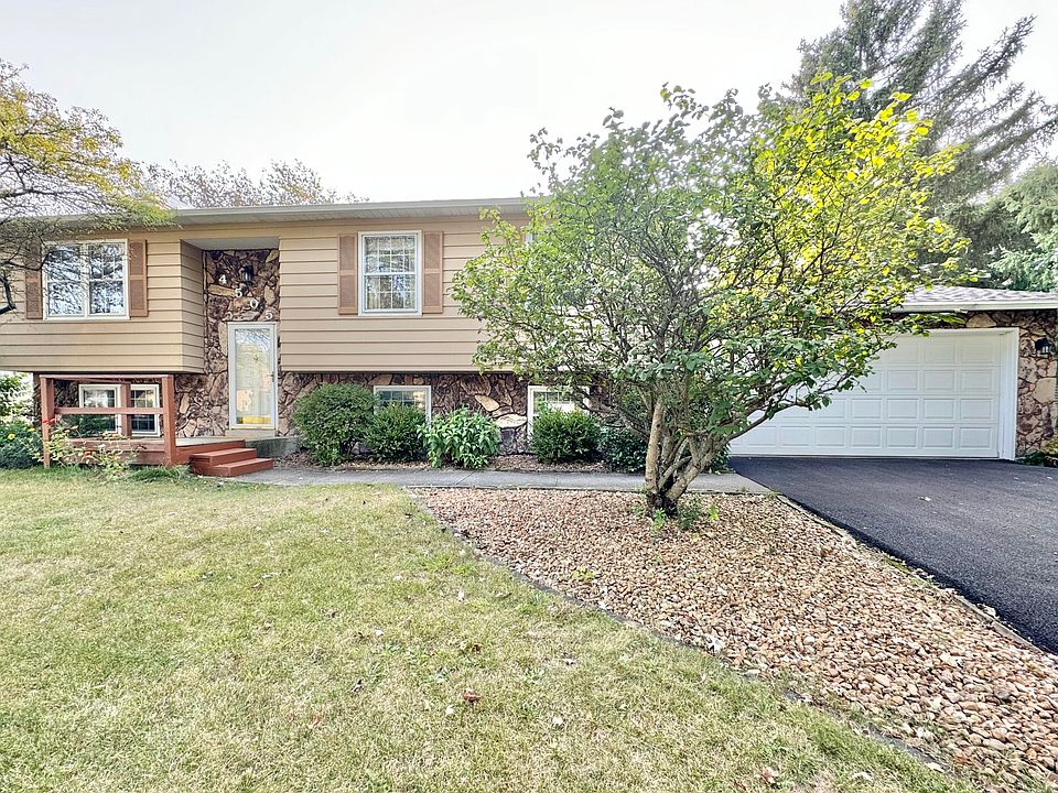 1st image of 4505 Bristol Ln