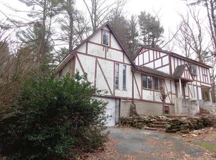 2 Clark Rd, Holland, MA 01521