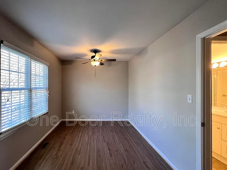 1103 London Company Way — Photo 15