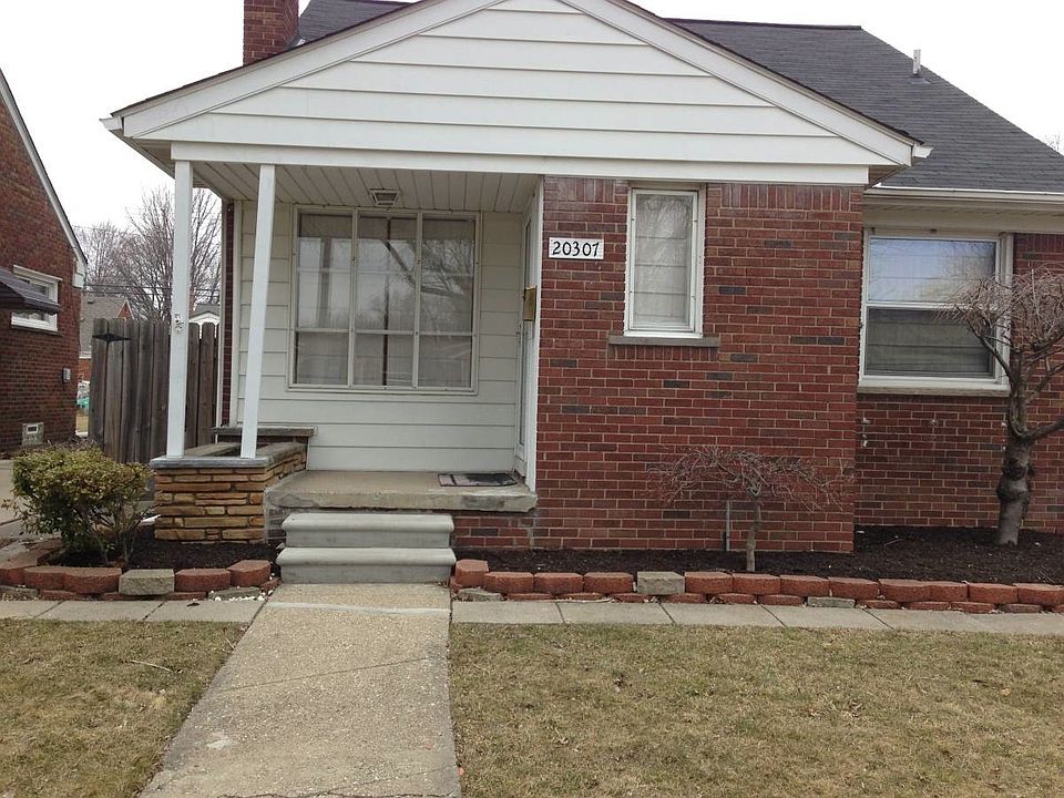 1st image of 20307 Lochmoor St
