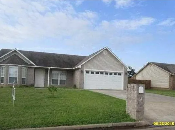 1909 Eastgate Dr, Greenwood, AR 72936