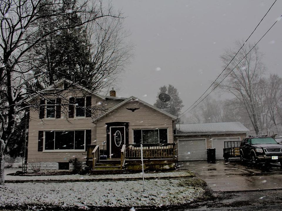 1st image of 46 Grand St
