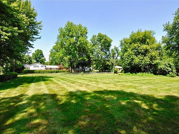 3rd image of 8049 Stafford Ct