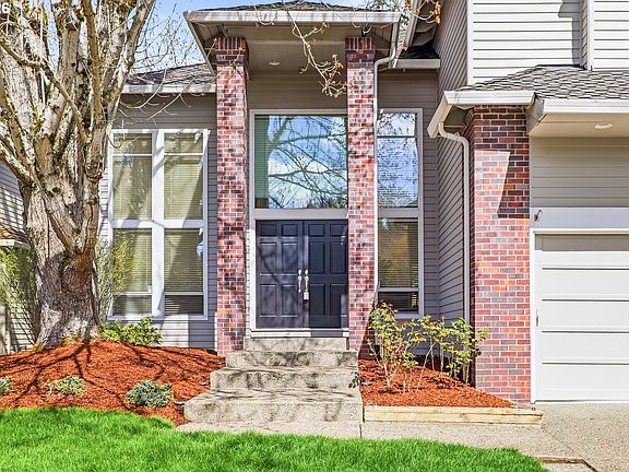 3rd image of 14321 Camden Ln