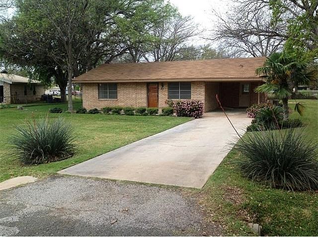 1st image of 213 Flamingo Cir