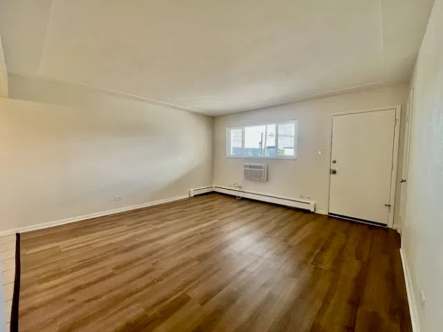 1601 Garrison St — Photo 2