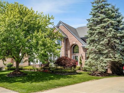 2036 Hickory Trail Dr, Rochester Hills, MI, 48309