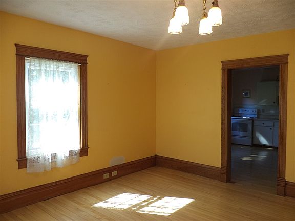 4th image of 50639 2nd St