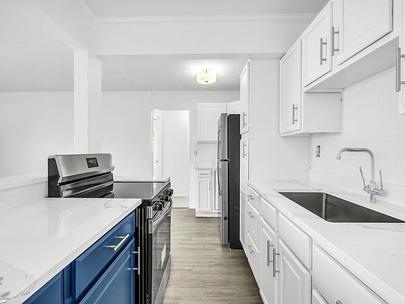 5th image of 616 Lucerne Ave APT 13