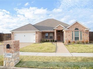 804 Medinah, Corsicana, TX 75110