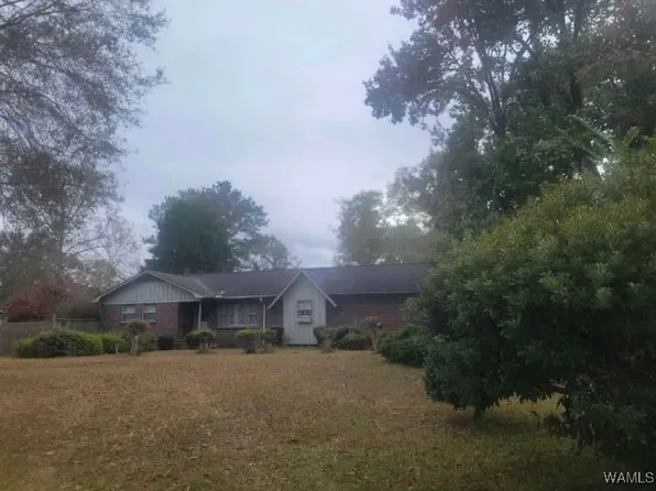 1611 Jackson Ave, Clanton, AL 35045