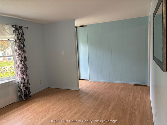 4th image of 10 Elizabeth St