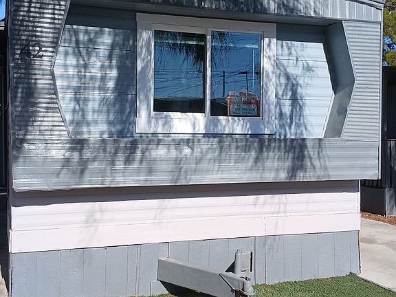 2nd image of 4976 Stanley Ave Trlr 42