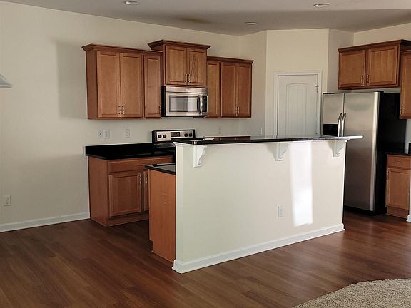 3rd image of 9847 Sweet Basil Dr