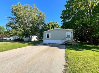 417 N 14th Ave #16, Sturgeon Bay, WI 54235