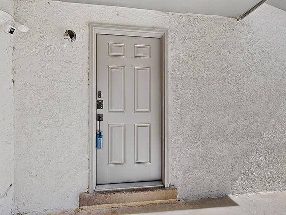 3rd image of 10429 Mountain Rd NE