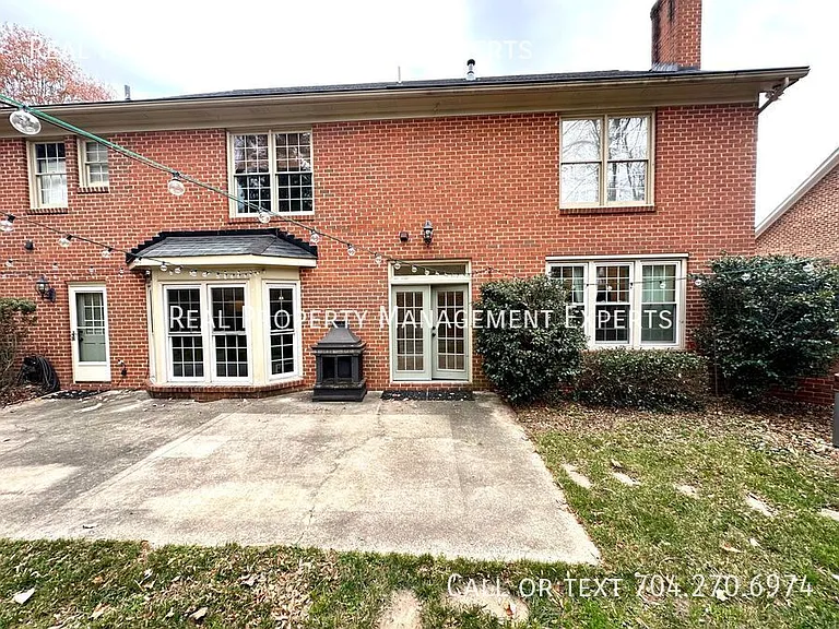 640 Barington Pl — Photo 27