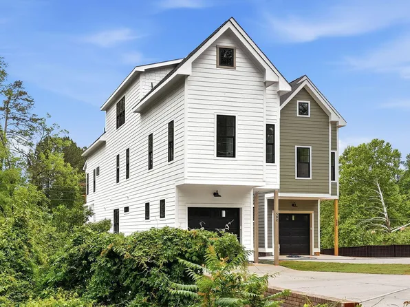 502 W Chatham St, Apex, NC 27502