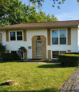 250 E Mulberry Dr, Glenwood, IL, 60425
