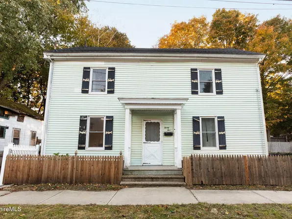 35 Danforth Ave, Pittsfield, MA 01201