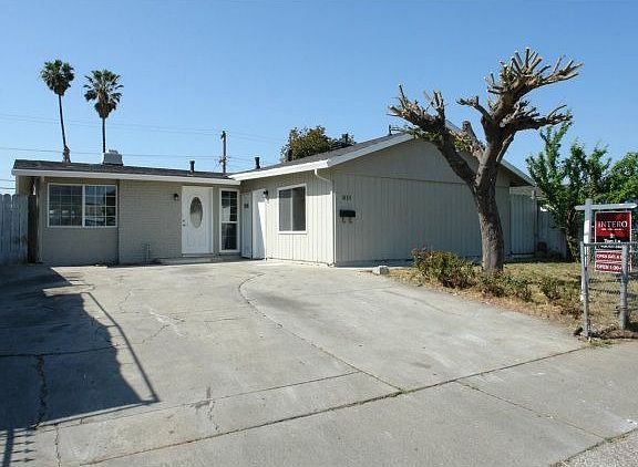 2nd image of 1833 Ocala Ave