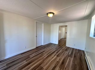 1229 E St, Springfield, OR 97477