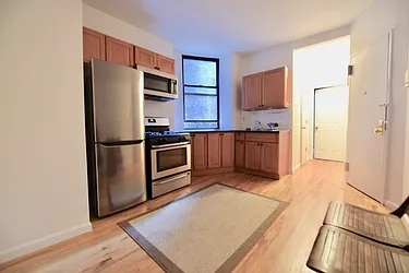 Rented by Nolita Group