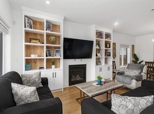 18460 64th Ave, Surrey, BC