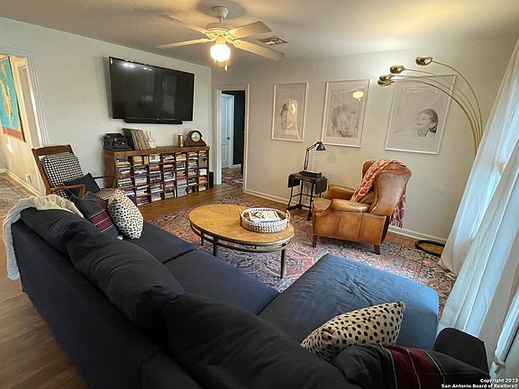 5th image of 601 Aero Ave