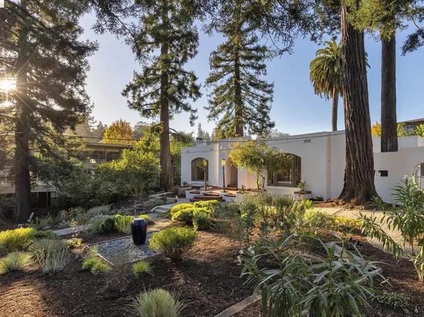5529 Snake Rd, Oakland, CA 94611