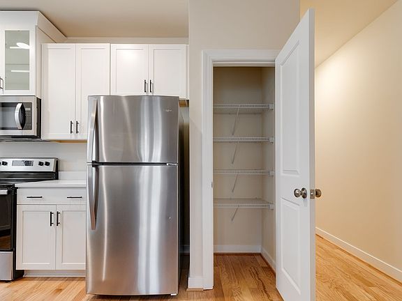 4th image of 1204 N 30th St #1