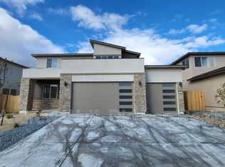 686 Estancia Ct, Reno, NV 89506