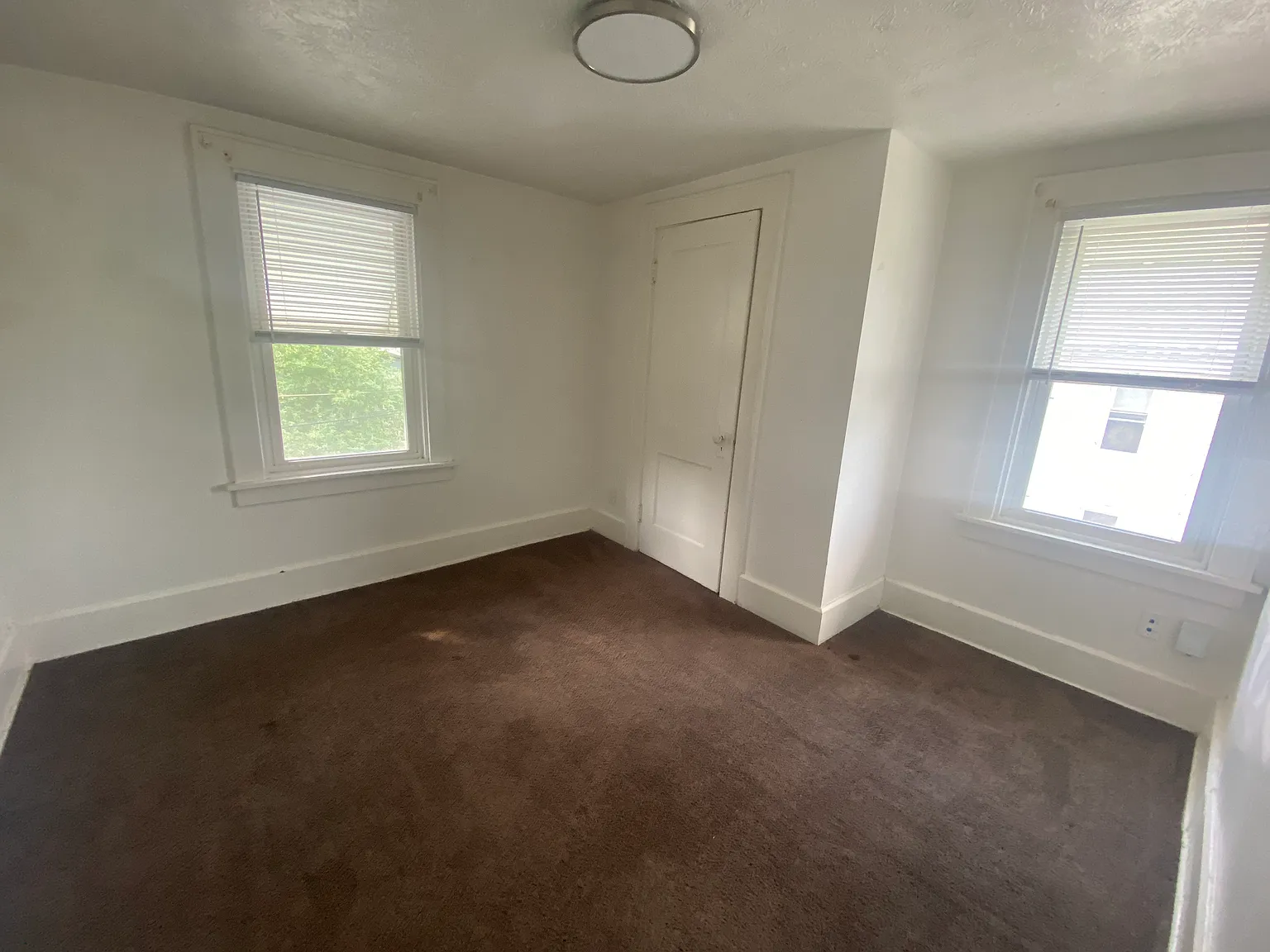 2 bed, 912 sqft, $985 — Photo 4
