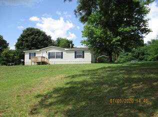 15 Manleyville Rd, Springville, TN 38256