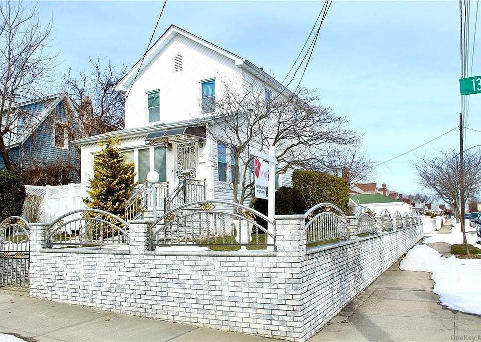 1st image of 222-19 131st Ave