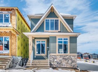 247 SE Annette Villas NW, Calgary, AB T3R2K5