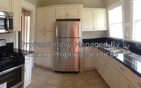 2nd image of 1509 1/2 Bellevue Ave
