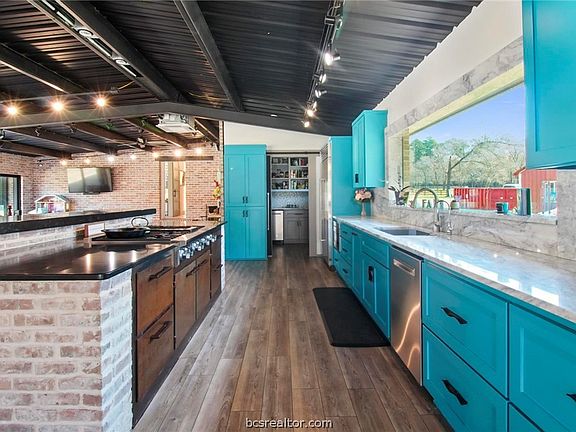 4th image of 19225 Forest Service Rd #219