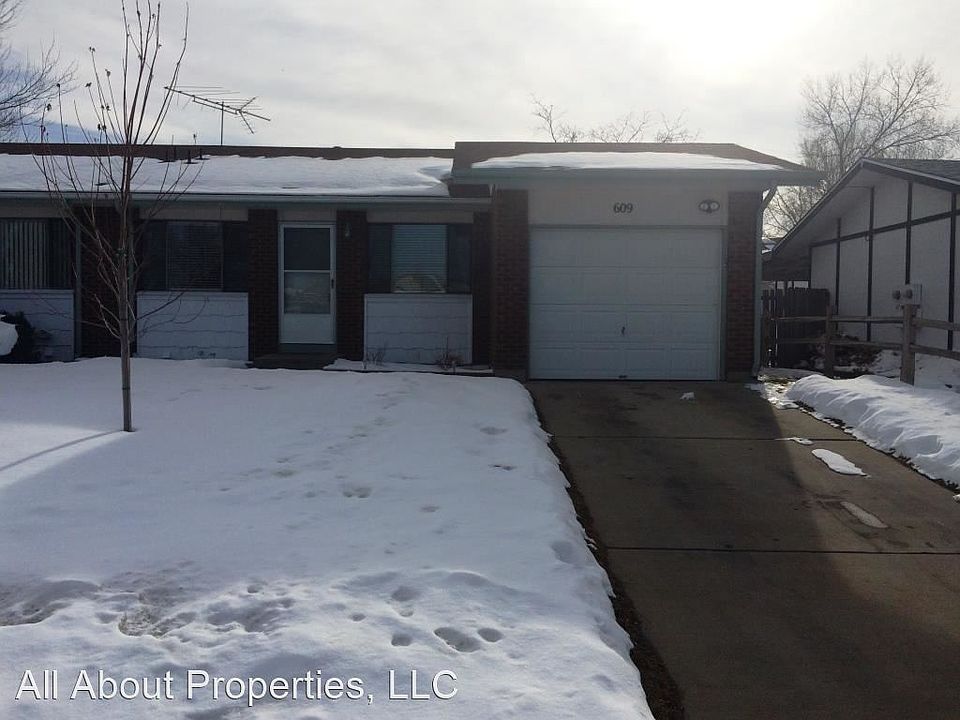 1st image of 609 46th Avenue Ct
