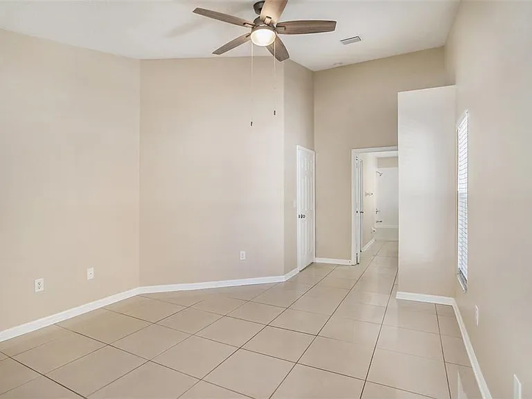 12712 Longcrest Dr — Photo 14