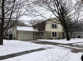 620 Butterfield Dr, Algonquin, IL 60102