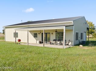 9045 State Road J, New Bloomfield, MO 65063