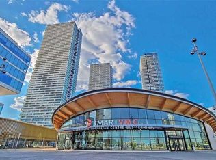 950 Portage Pkwy #4811, Vaughan, ON L4K 4Z4