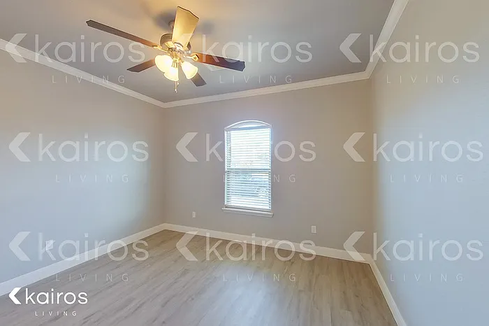 7308 Mosley St — Photo 13