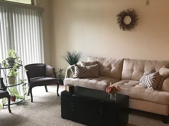 2nd image of 660 Prestwick Ln Unit 308