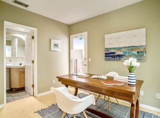 1517 Crest Dr, Manhattan Beach, CA 90266